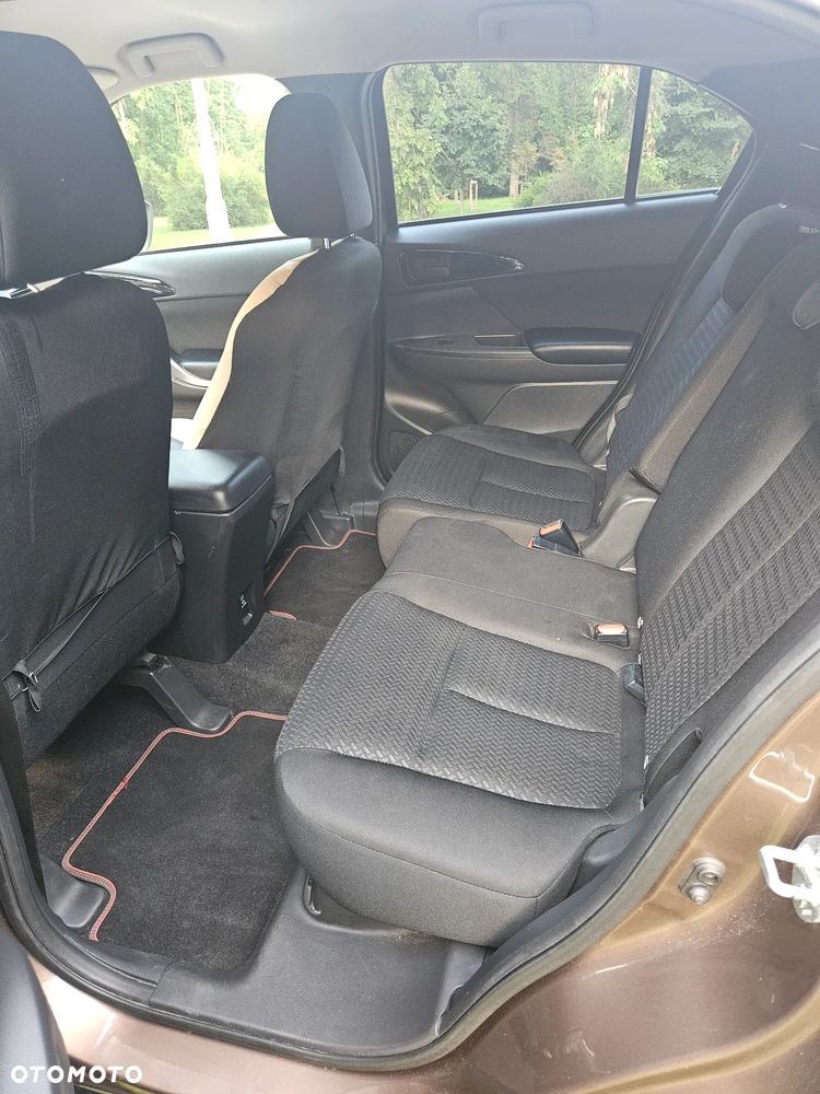 Mitsubishi Eclipse Cross - 6