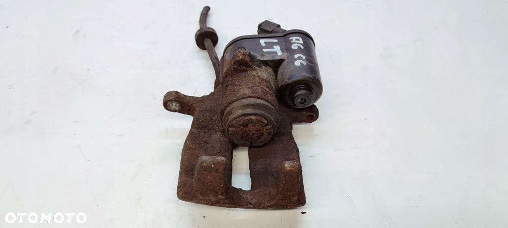 ZACISK HAMULCOWY LEWY TYŁ AUDI A6 C6 330MM ZĄBEK - 2