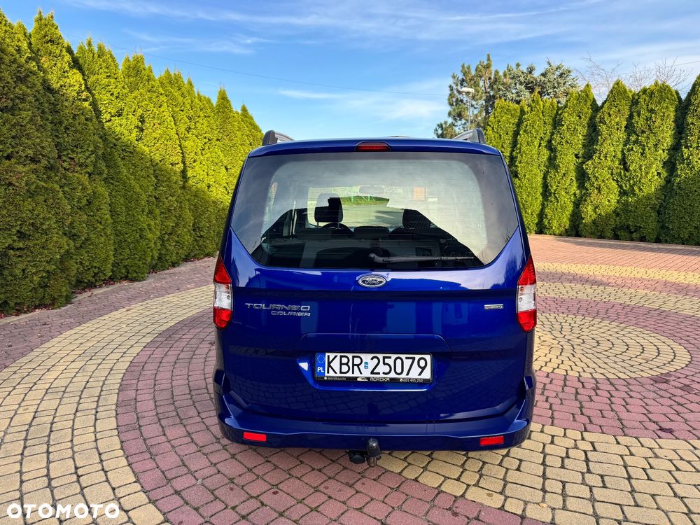 Ford Tourneo Courier 1.0 EcoBoost Trend - 4