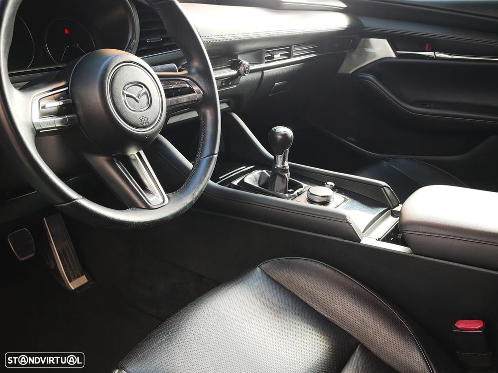 Mazda 3 Hatchback - 6