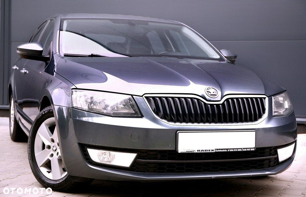 Skoda Octavia 2.0 TDI Edition DSG - 14