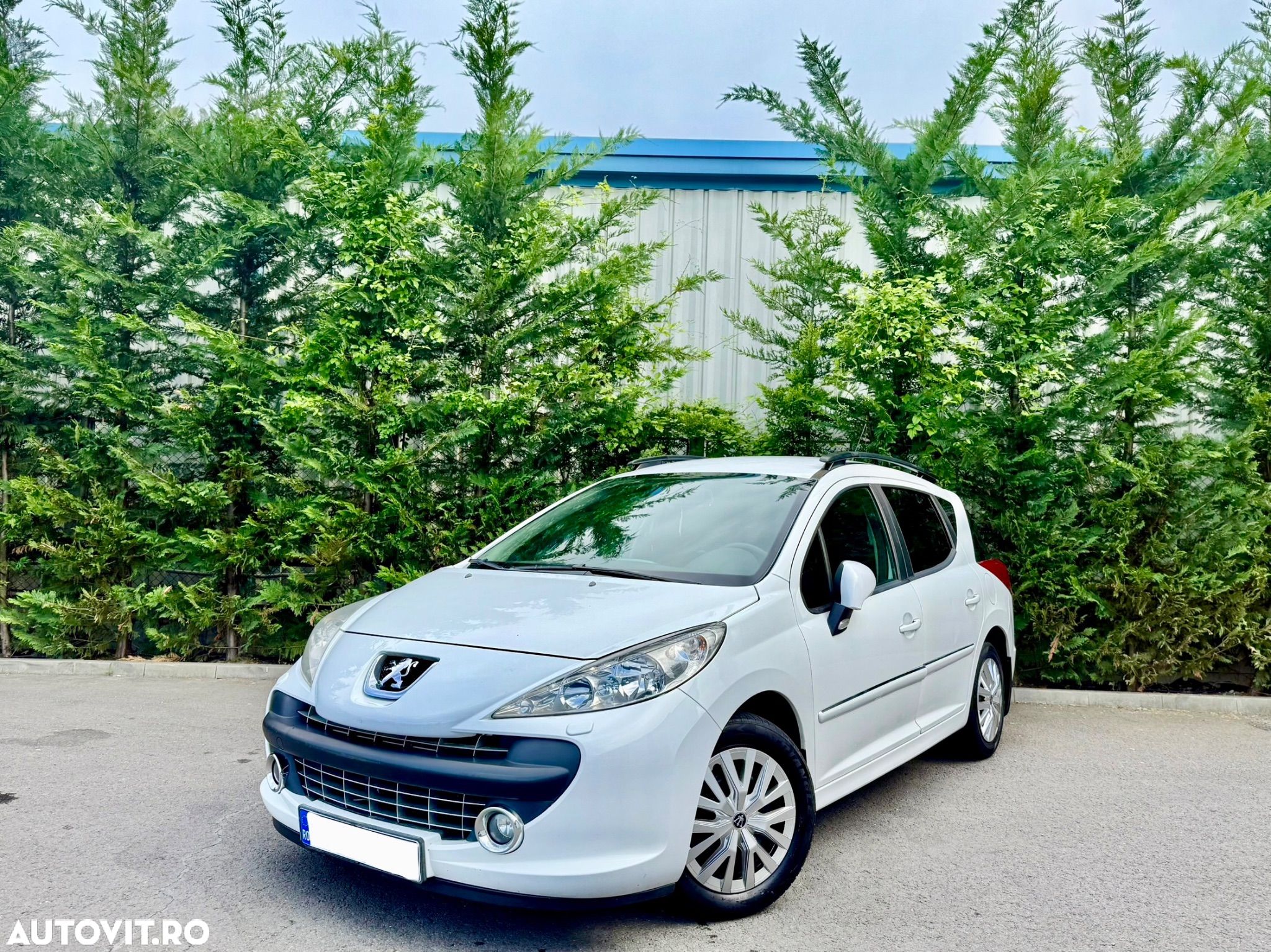 Peugeot 207 SW HDi FAP 90 (Blue Lion) Business-Line Niveau 1 - 1