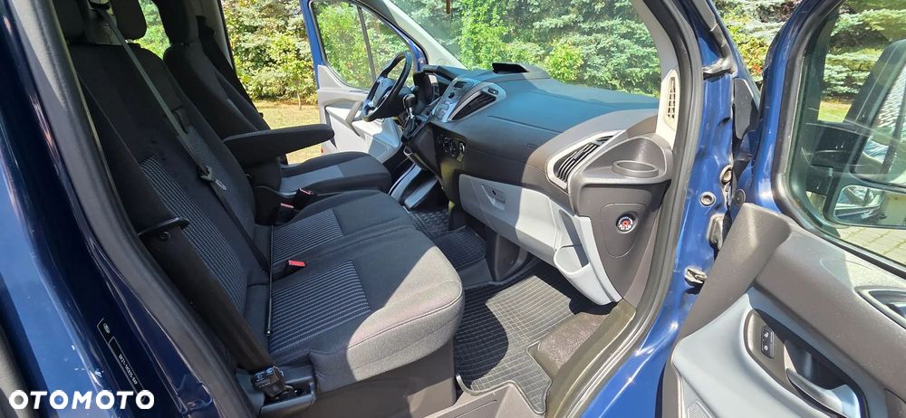 Ford Transit Custom - 11