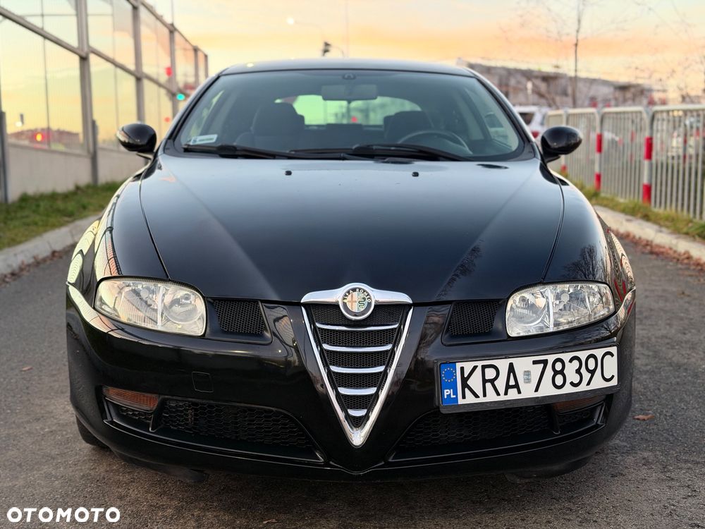 Alfa Romeo GT 2.0JTS Black Line - 5