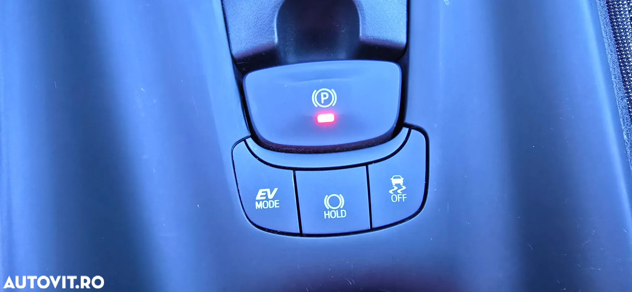Toyota C-HR 1.8 Hybrid Business Edition - 23