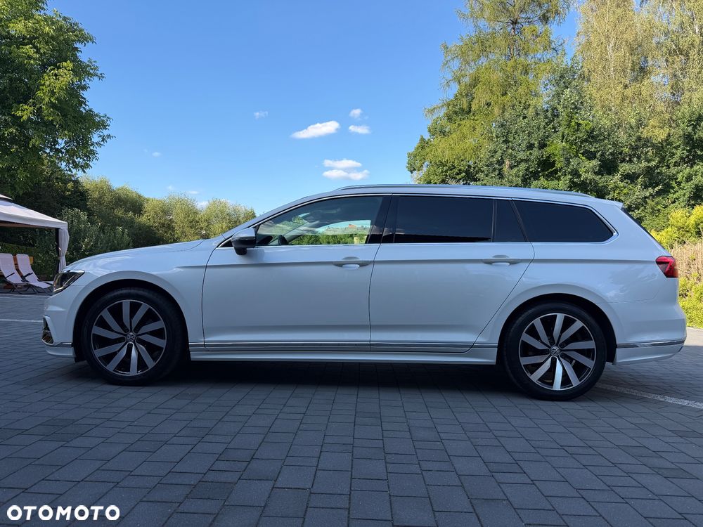 Volkswagen Passat - 10