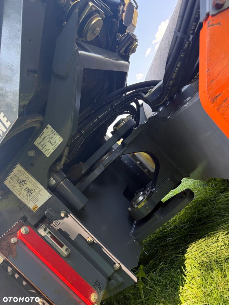 Hamm H 7i Walec Terenowo Drogowy Guma Stal. 6,5 tony 8ton. Import Norwegia 2017 rok. 1600 mtg. silnik KUBOTA 4cyl. Maszyna nie różni się od Nowej z salonu! Klimatyzacja wentylacja. Serwisy w Dekra AKTUALNE. Zero zniszczeń IGŁA !! Gotowy do długiej pracy. Po dużych serwisach eksploatacyjnych w Norwegii. Walec z Upadłości od pierwszego właściciela. Jego historia od nowosci to jedna inwestycja miejska! Jedyna taka okazja! Szerokość 168cm. Bardzo mały walec a moc Potężna! Full Wypas Wersja Norweska. Opony piękny stan. Ani deka luzów i wycieków. OKAZJA - 27