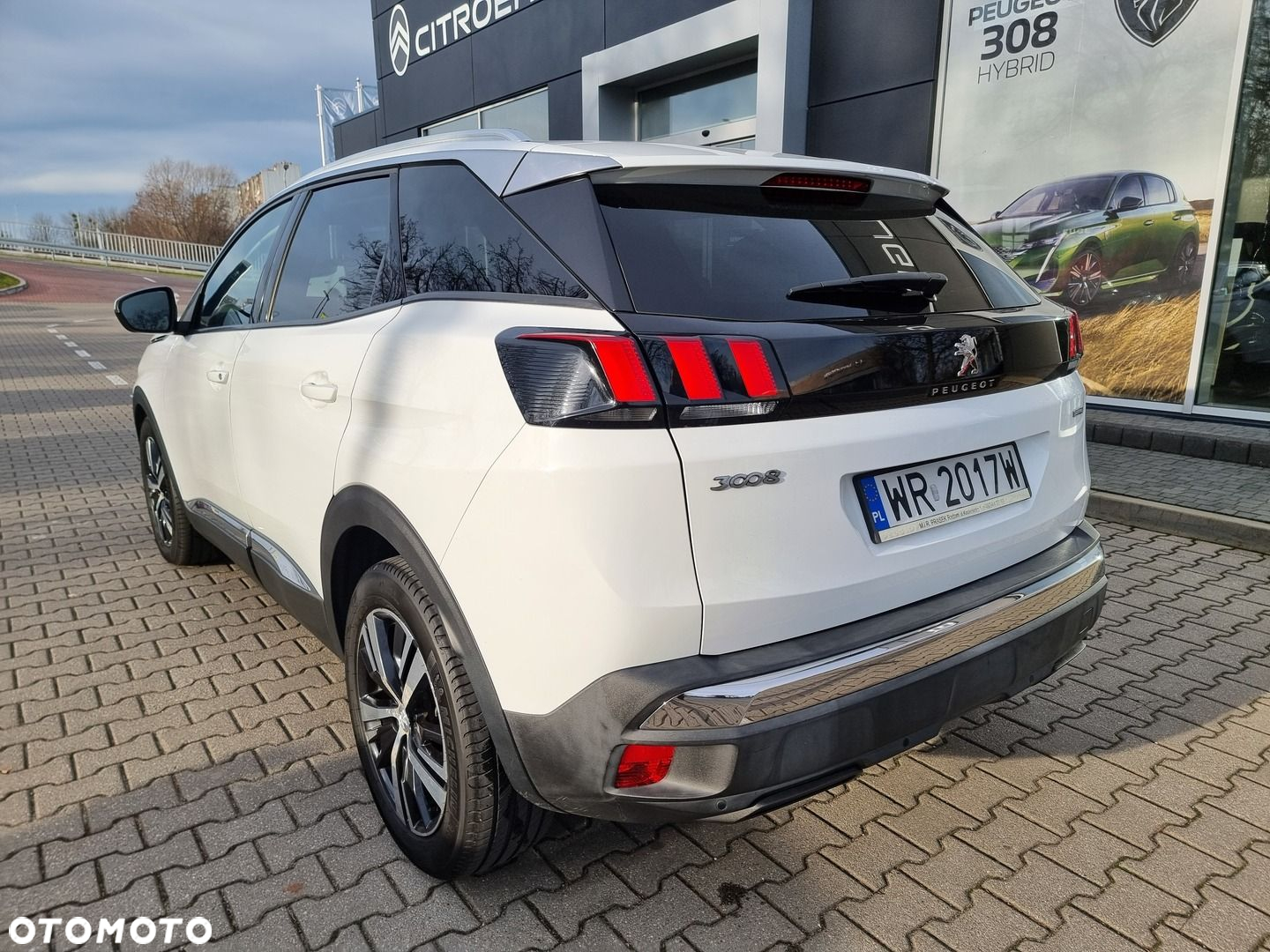 Peugeot 3008 1.2 PureTech Allure S&S EAT6 - 8