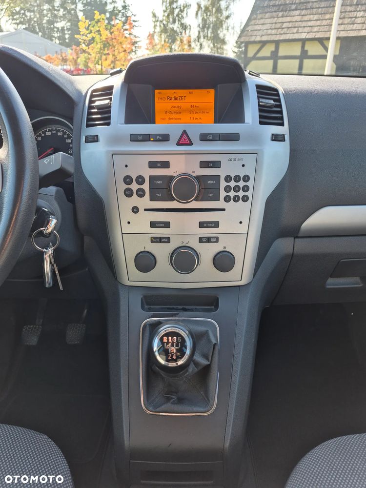 Opel Zafira 1.8 Active - 13
