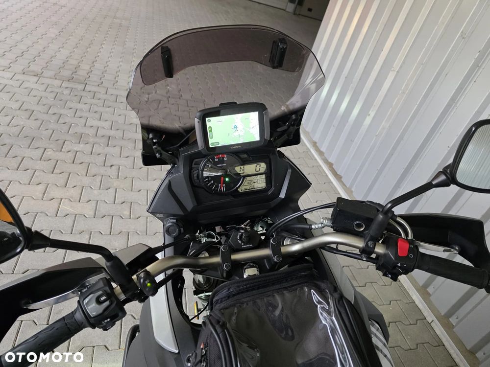 Suzuki V-STROM - 11