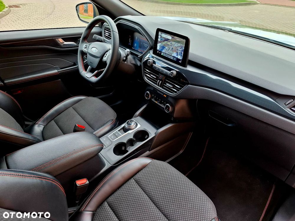 Ford Kuga - 22