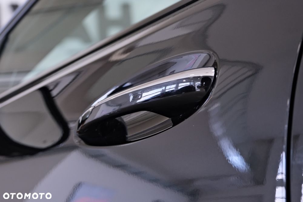 Mercedes-Benz Klasa C AMG 43 4Matic AMG Speedshift MCT9G AMG Sondermodell - 16