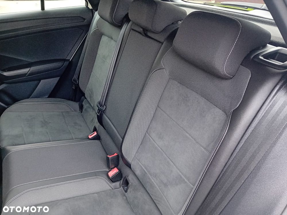 Volkswagen T-Roc 1.5 TSI OPF R-Line - 23