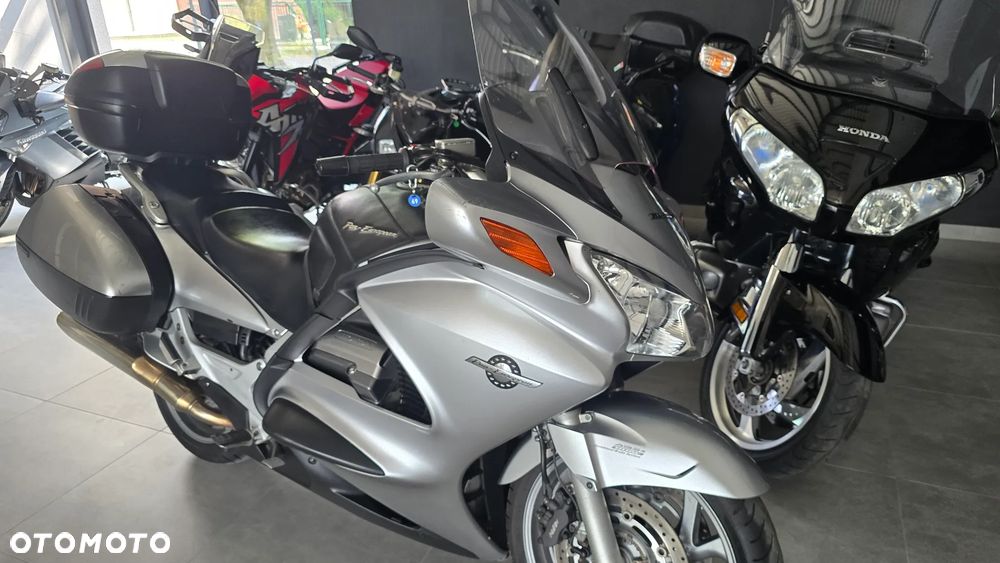 Honda ST - 33