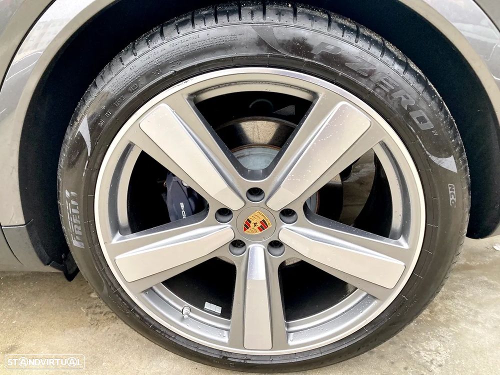 Porsche Cayenne E-Hybrid - 52