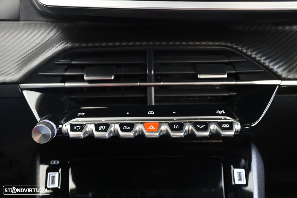 Peugeot 2008 - 37