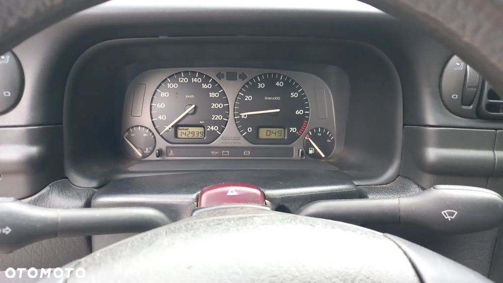 Volkswagen Vento - 9