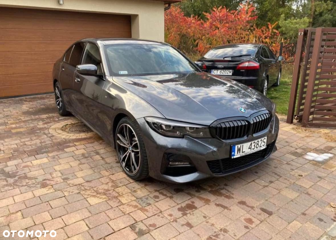 BMW Seria 3 330i xDrive M Sport sport - 3