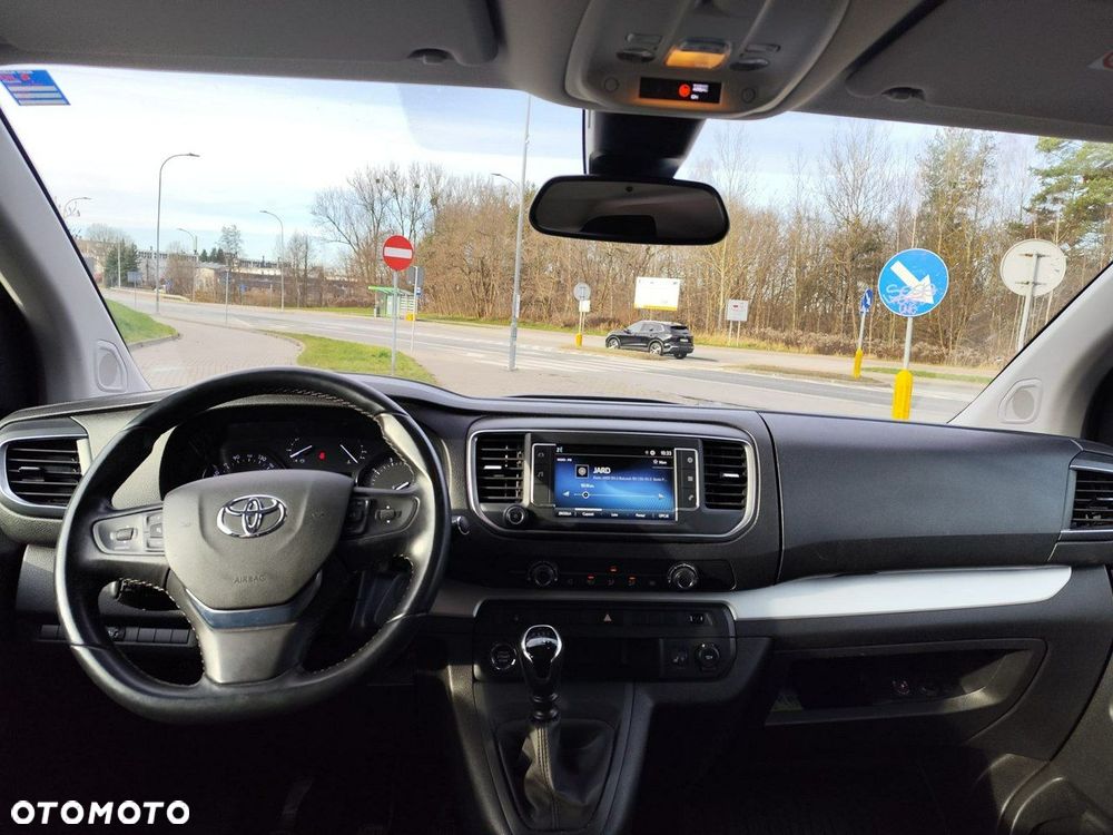 Toyota Proace Verso - 11