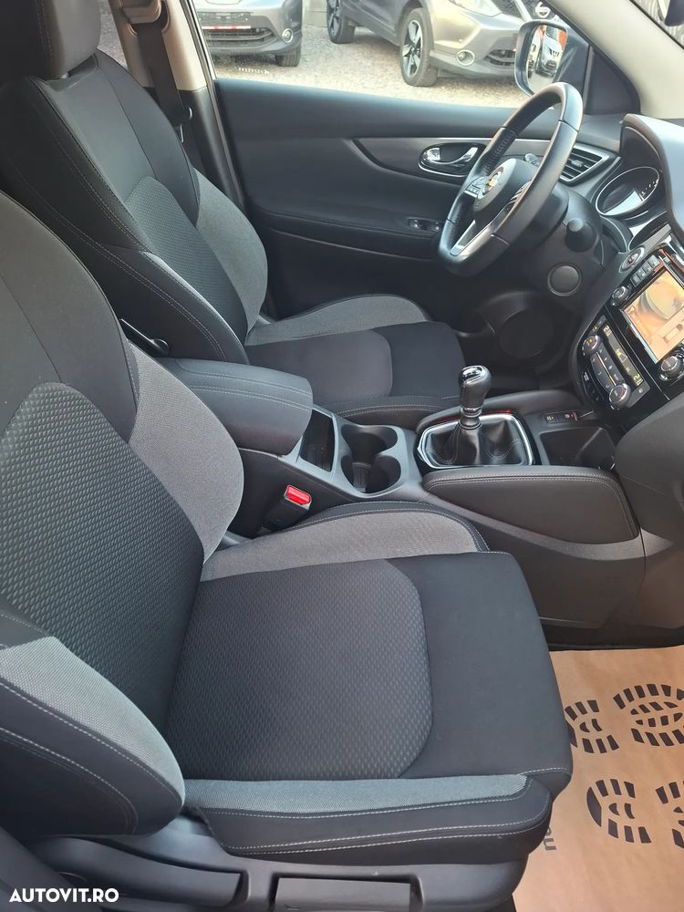 Nissan Qashqai 1.5 DCI Start/Stop N-Connecta - 13