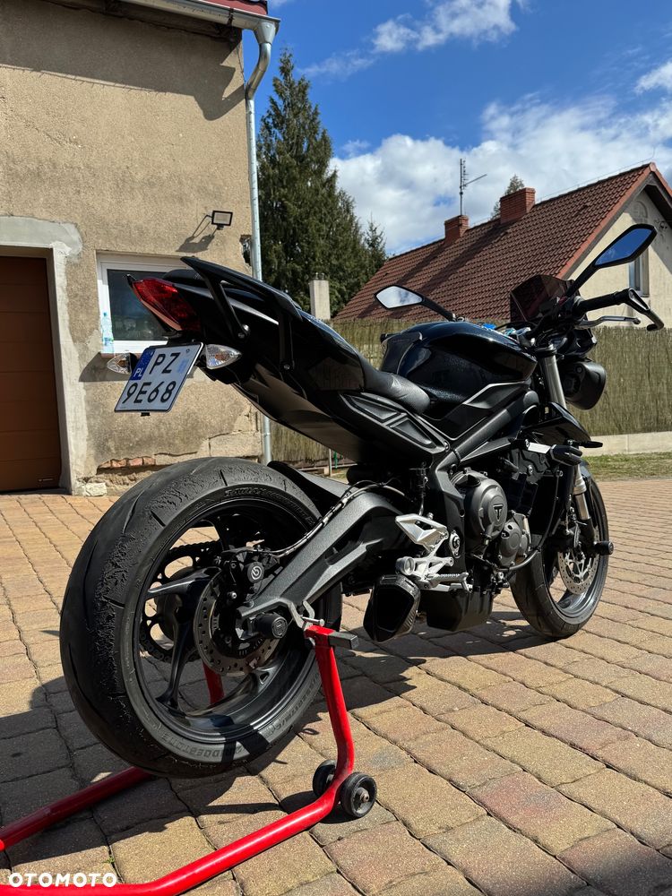 Triumph Street Triple - 3