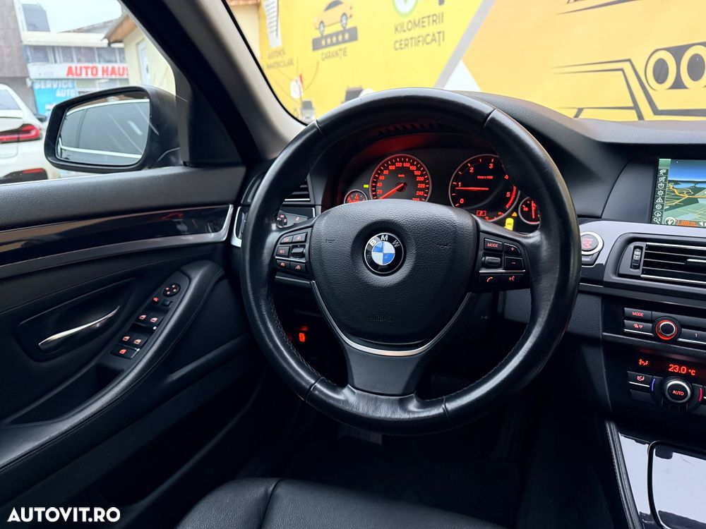 BMW Seria 5 520d Aut. - 7