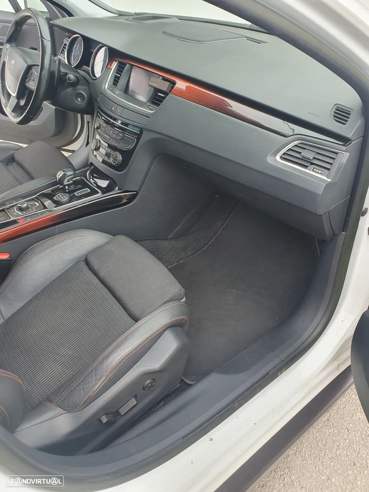 Peugeot 508 RXH 2.0 HDi Hybrid4 2-Tronic - 23