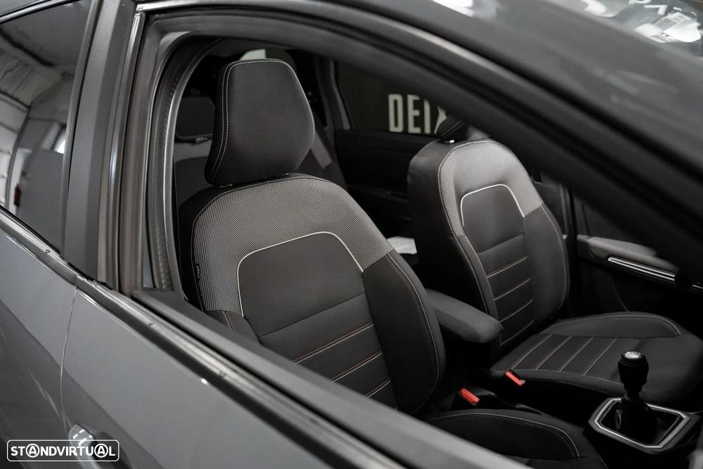 Dacia Jogger 1.0 TCe SL Extreme 7L - 27