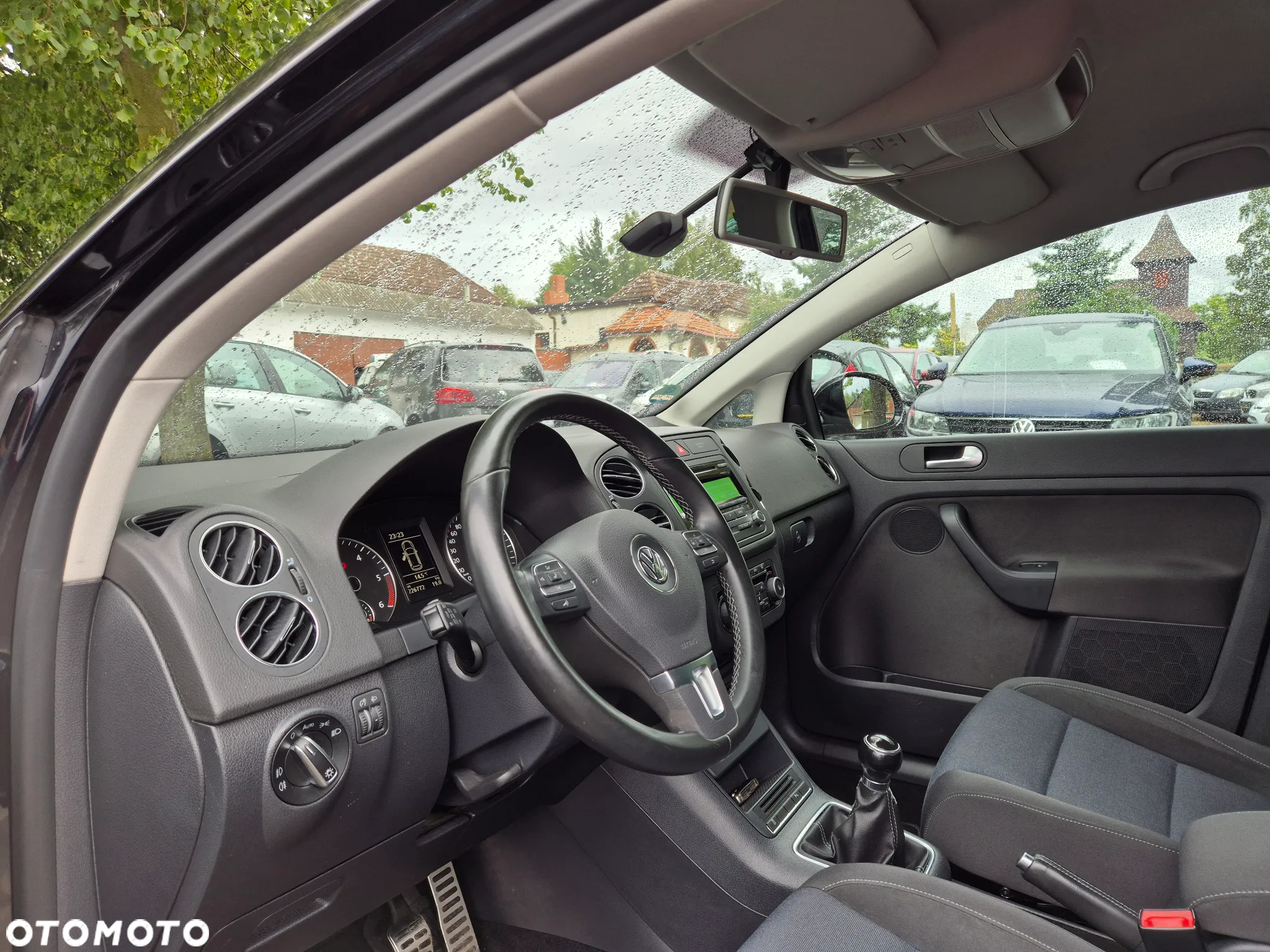 Volkswagen Golf Plus 1.6 TDI DPF Style - 13