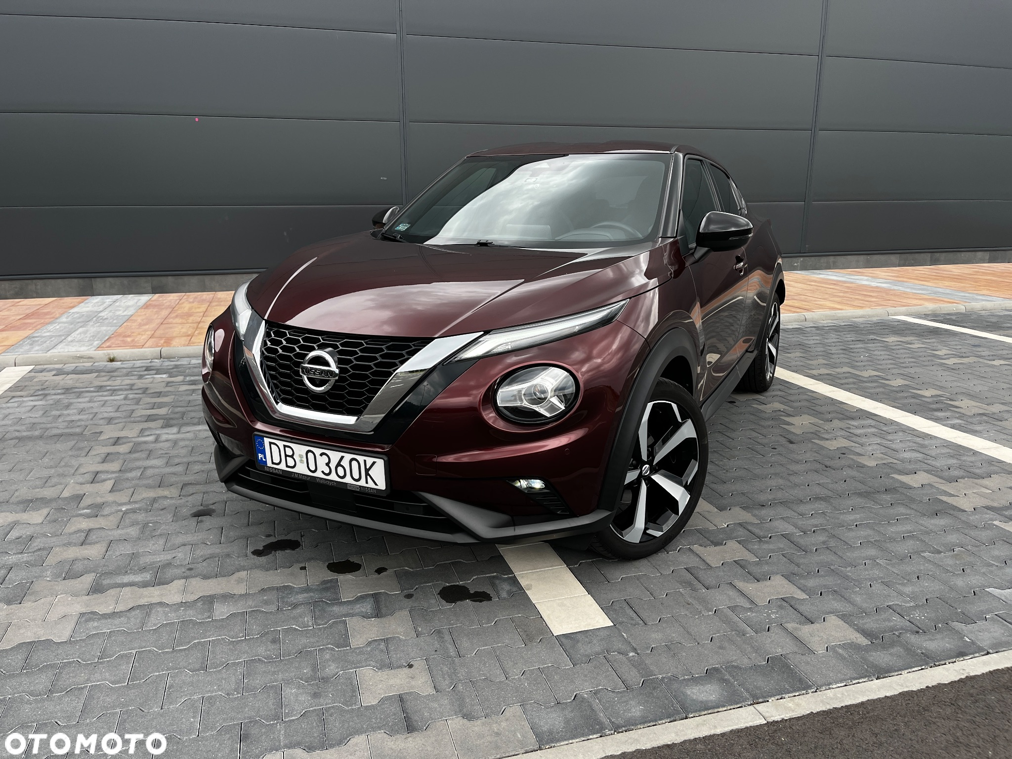 Nissan Juke 1.0 DIG-T N-Connecta - 2