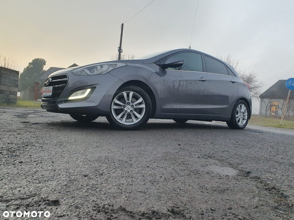 Hyundai i30 1.6 Style - 27