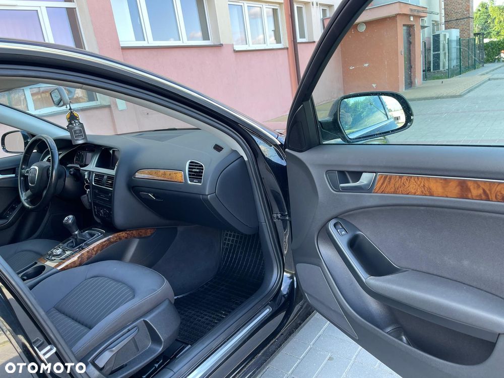 Audi A4 Avant 1.8 TFSI Ambiente - 26