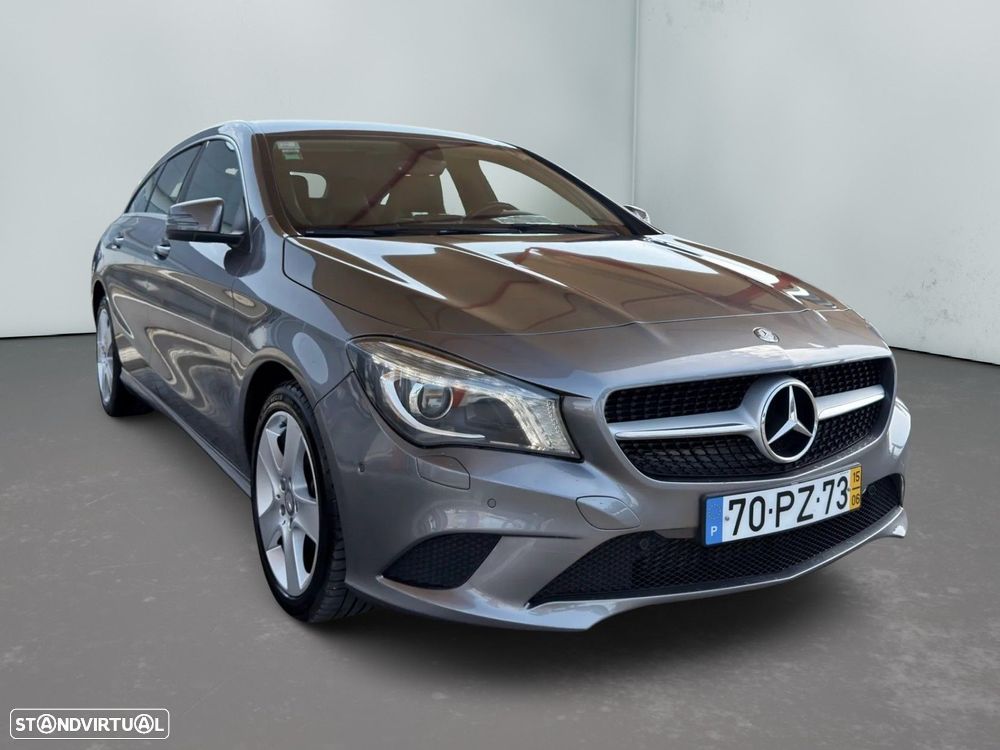 Mercedes-Benz CLA 200 - 4