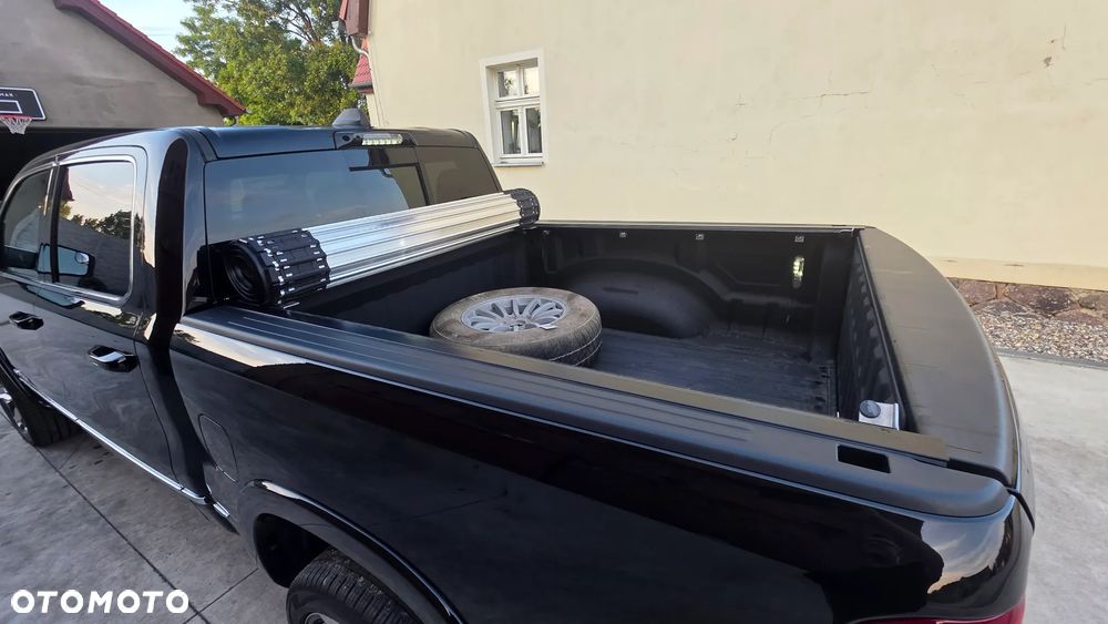 RAM 1500 5.7 Crew Cab Limited - 11