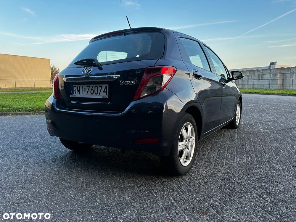 Toyota Yaris - 7