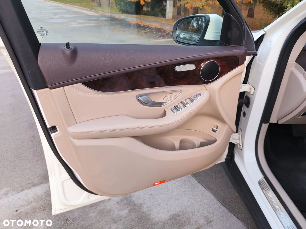 Mercedes-Benz GLC 250 4-Matic - 15