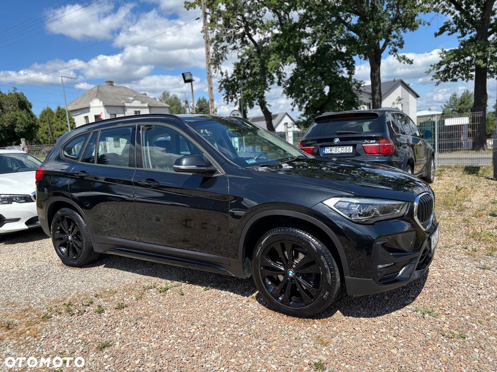 BMW X1 sDrive18i Sport Line - 23