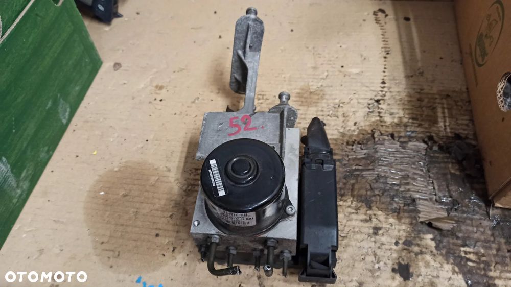 # POMPA ABS MERCEDES W203 nr A0064315112 / A0375454732 - 1
