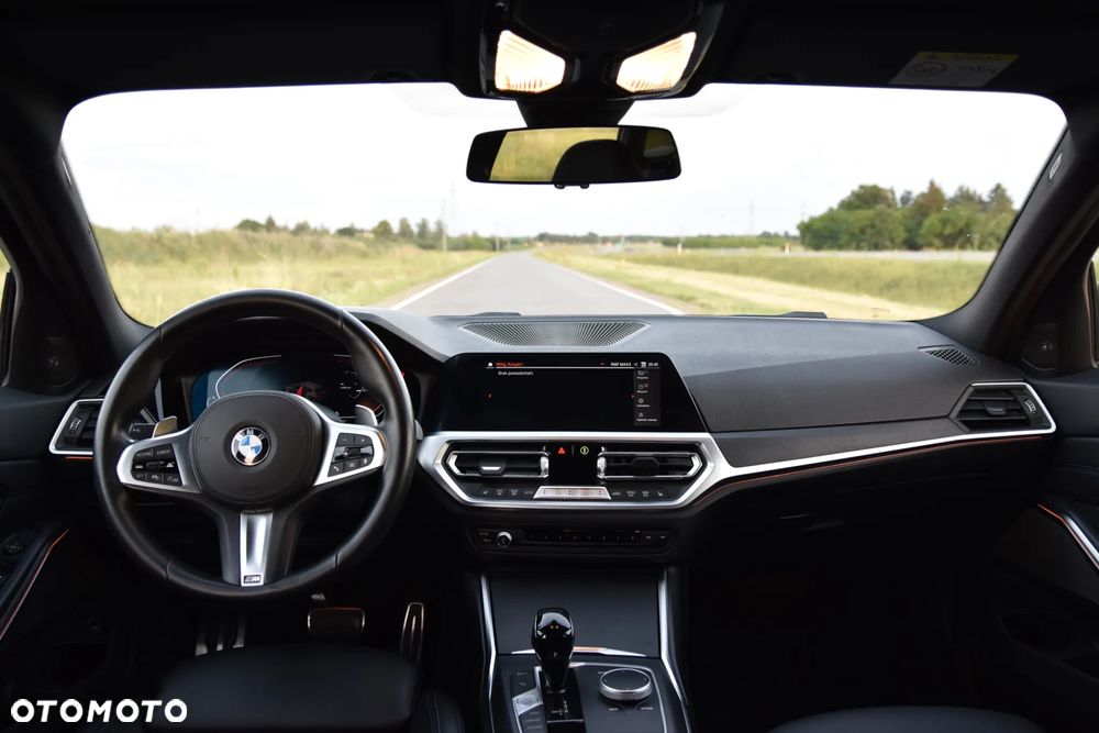 BMW Seria 3 320d mHEV M Sport - 11