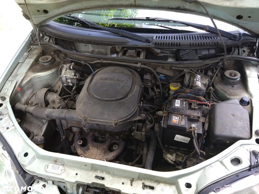 Fiat Punto 1.2 8V Active - 8