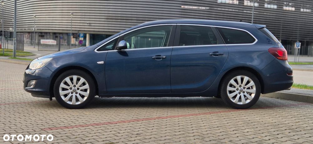 Opel Astra 2.0 CDTI DPF Automatik Cosmo - 8