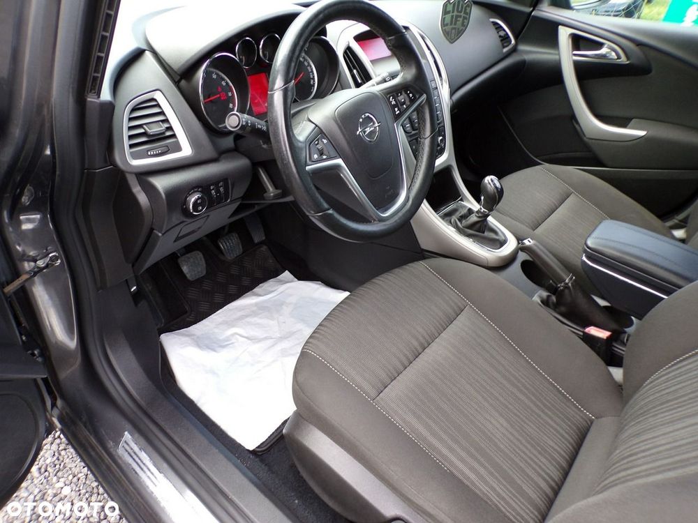 Opel Astra - 26