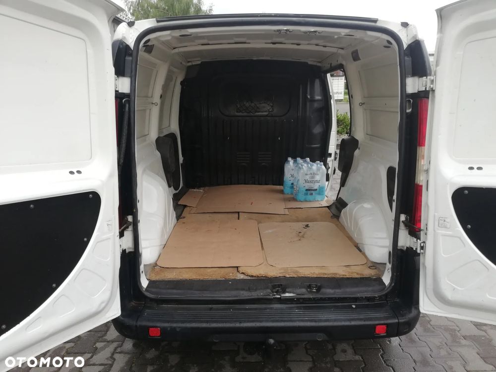Fiat Doblo 1.9 JTD Dynamic - 8