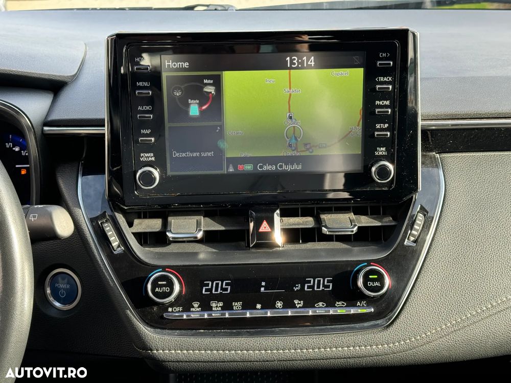 Toyota Corolla 1.8 HSD Dynamic - 17