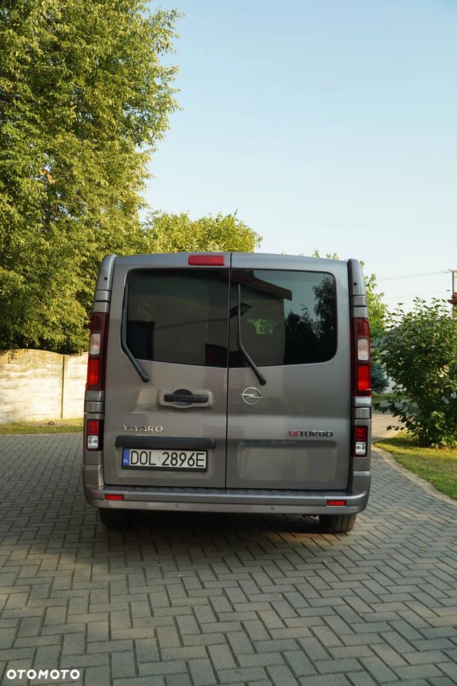Opel Vivaro - 13