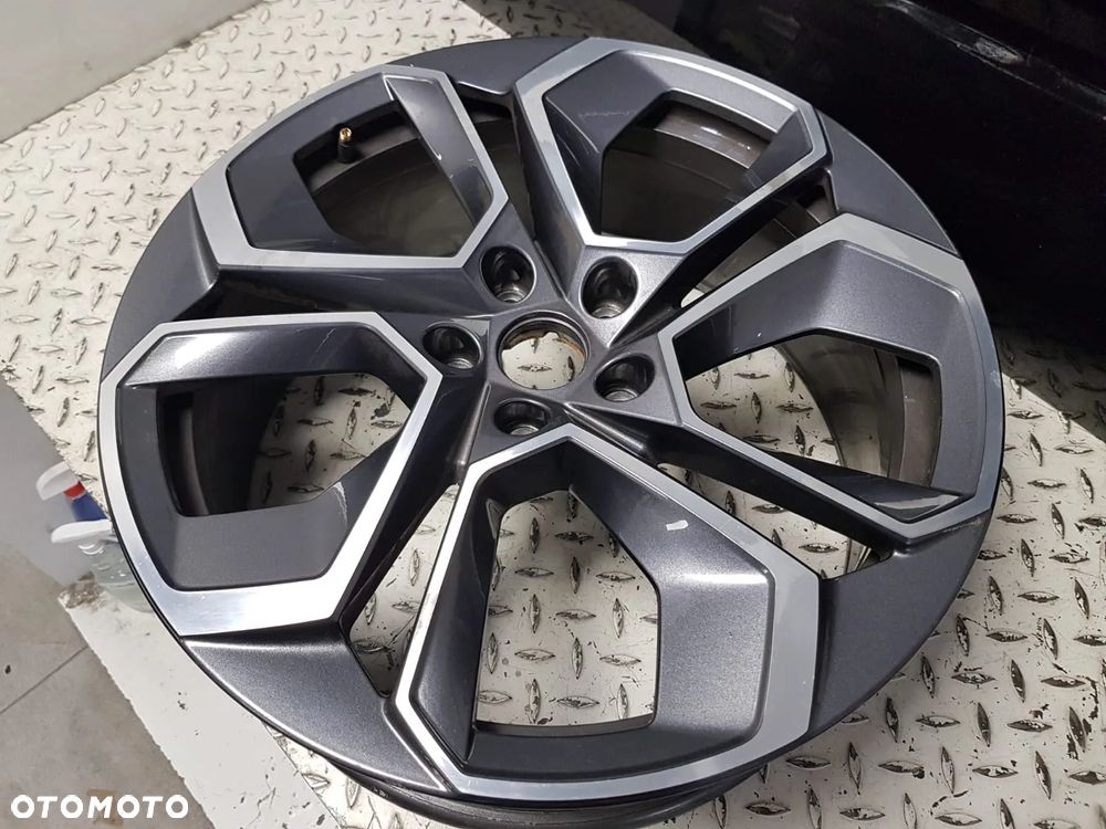 FELGA SKODA OCTAVIA ALUMINIOWA ALUMINIOWE 7.5 J x 19 5x112 ET48 5E3601025 S T AT R AR SCHWARZ SILBER - 4