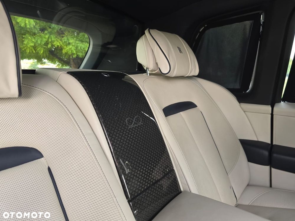 Rolls-Royce Cullinan - 17