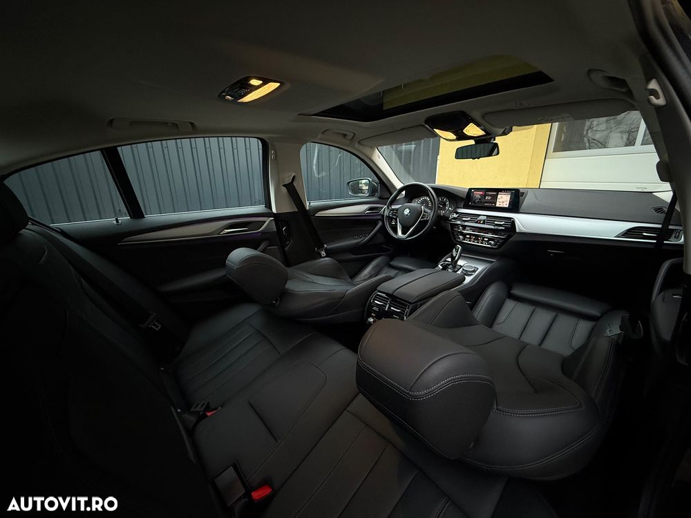 BMW Seria 5 530d xDrive Aut. - 11