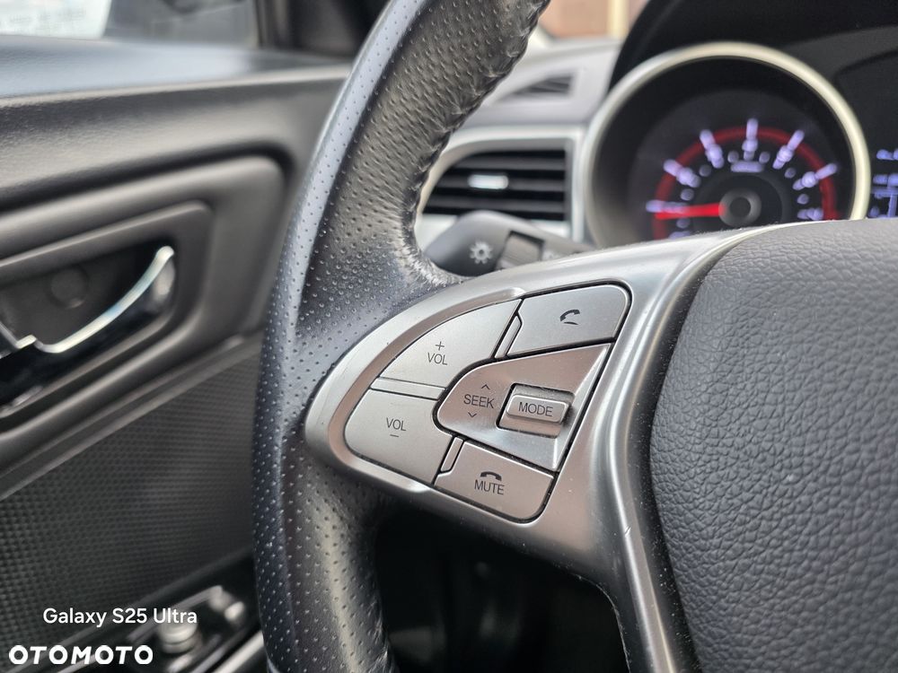 SsangYong/KGM Tivoli 1.6 Quartz - 13