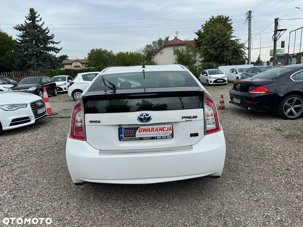 Toyota Prius - 8